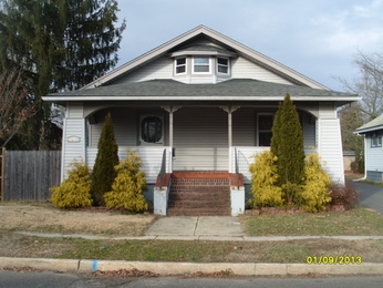 1030 New Pear St, Vineland, NJ 08360 