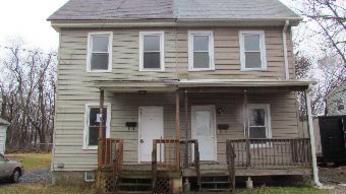 104 W Clinton St, Clayton, NJ 08312 