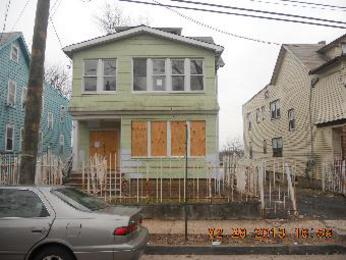 14 Feiner Pl, Irvington, NJ 07111 