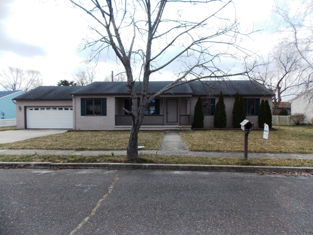 606 Herzel Ave, Northfield, NJ 08225 