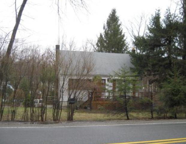 17 Wills Ave, Stanhope, NJ 07874 