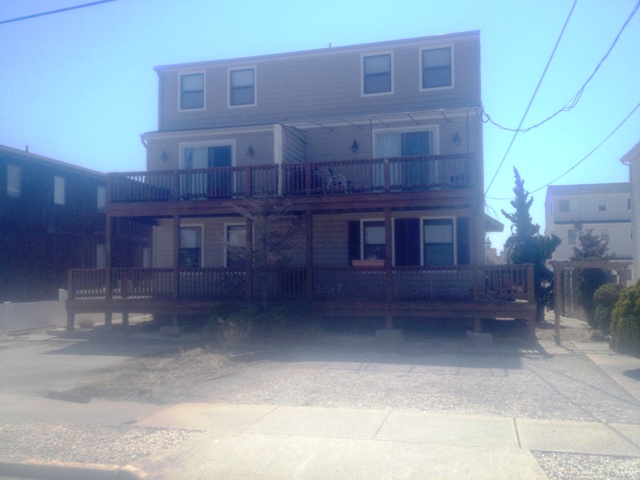 120 W 31st St, Sea Isle City, NJ 08243 