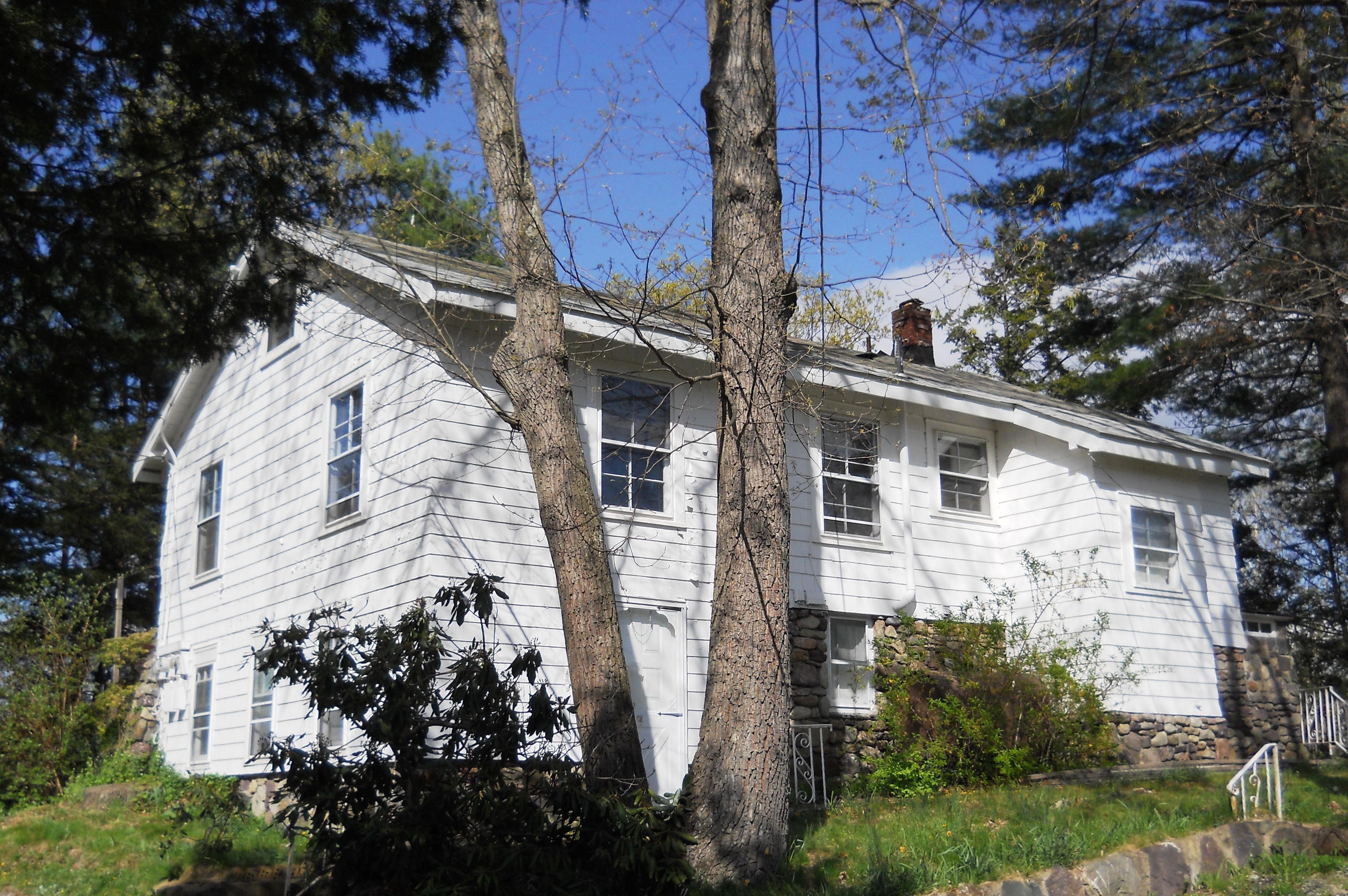 1917 A-E Macopin Road, West Milford, NJ 07480 