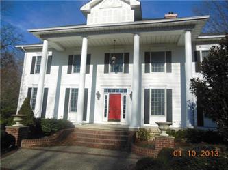 805 Riverton Rd, Moorestown, NJ 08057 