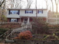 9 Underhill Ter, Ringwood, NJ 07456 