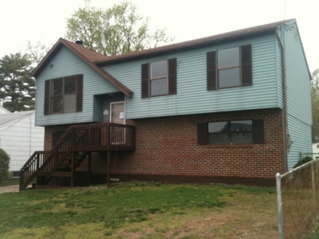 339 3rd Ave, Bellmawr, NJ 08031 