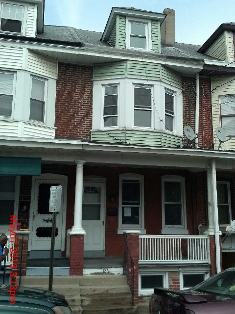 126 Bert Ave, Trenton, NJ 08629 