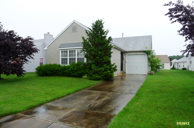 413 Paradise Road, Williamstown, NJ 08094 