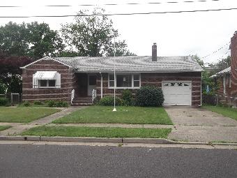 182 Dartmouth St, Highland Park, NJ 08904 