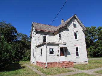 164 Spring Garden St, Woodstown, NJ 08098 