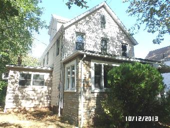 153 East 9th Ave, Roselle, NJ 07203 