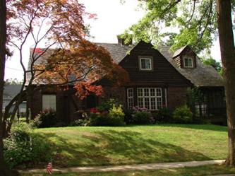 95 Raymond Ave, Rutherford, NJ 07070 