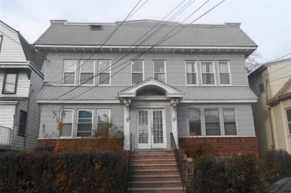 74 BERKSHIRE PL, Irvington, NJ 07111 