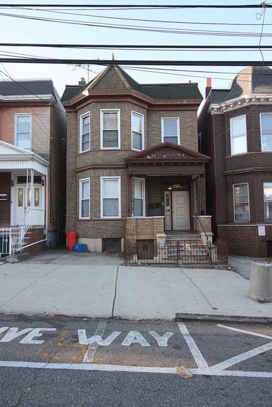 717 15TH ST, Union City, NJ 07087 