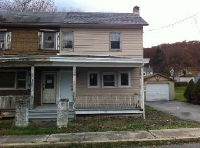46 Green St, Oxford, NJ 07863 