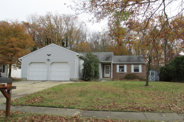 6 Lincoln Ln, Marlton, NJ 08053 