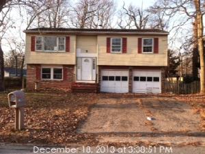 136 Oak Leaf Dr, Little Egg Harbor, NJ 08087 