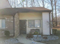 91 F Arrowood Rd, Englishtown, NJ 07726 