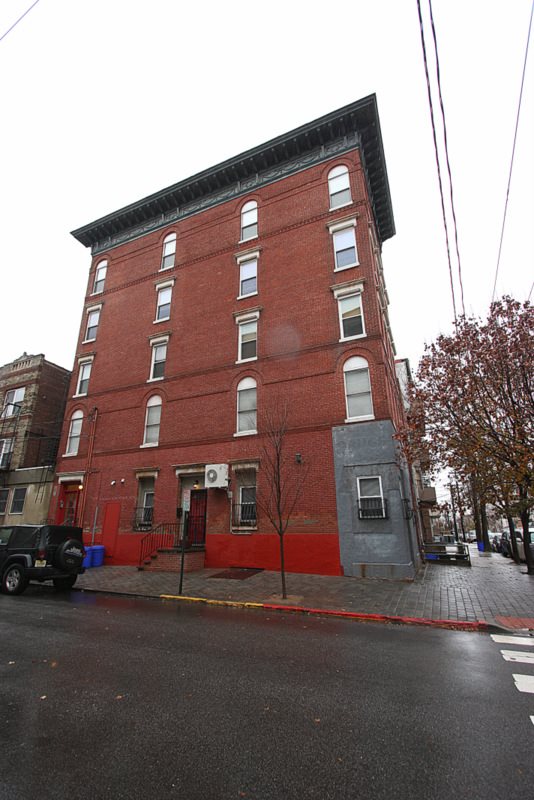 423 ADAMS ST #4A, Hoboken, NJ 07030 