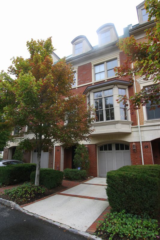 36 REGENCY PL #36, Weehawken, NJ 07086 