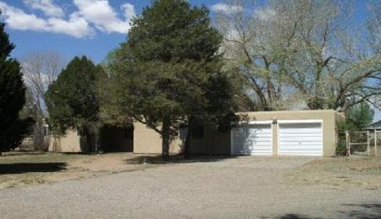 975 Monte Vista Drive, Bosque Farms, NM 87068 