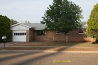 2709 Lore Street, Clovis, NM 88101 