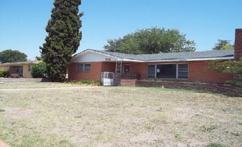 726 E Yeso Dr, Hobbs, NM 88240 