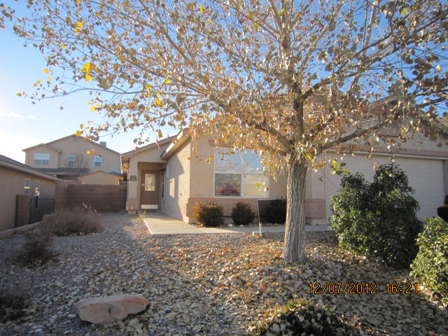 2319 Sun Gate Trl Sw, Albuquerque, NM 87121 