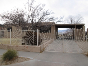 416 68th St SW, Albuquerque, NM 87105 