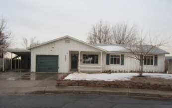 1201 E 17th St, Farmington, NM 87401 