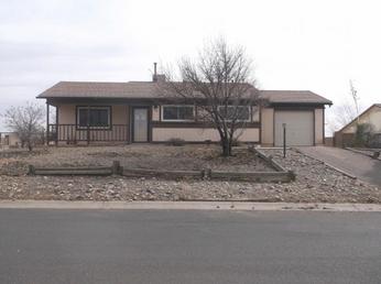 566 Apache Loop SW, Rio Rancho, NM 87124 