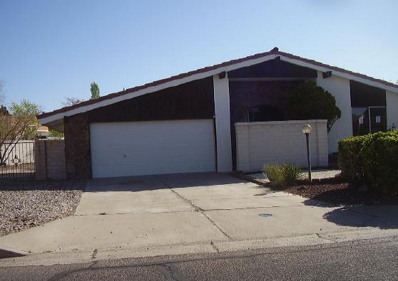 704 Eastlake Drive SE, Rio Rancho, NM 87124 