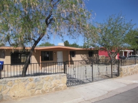 1735 Paxton St, Las Cruces, NM 88001 