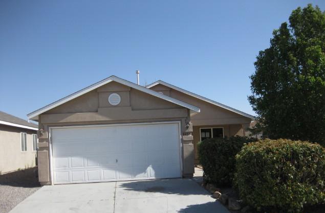 8405 Spotted Pony Ave SW, Albuquerque, NM 87121 