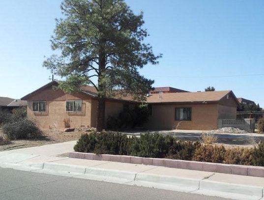 3921 Douglas Macarthur Rd NE, Albuquerque, NM 87110 