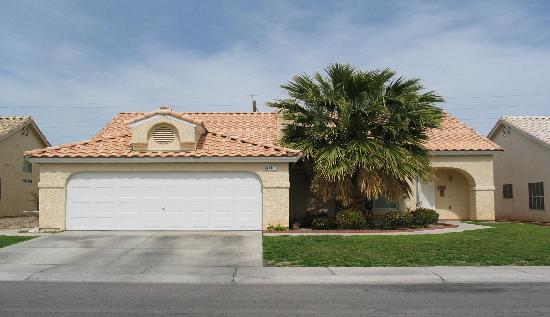 6180 Bruma Avenue, Las Vegas, NV 89122 
