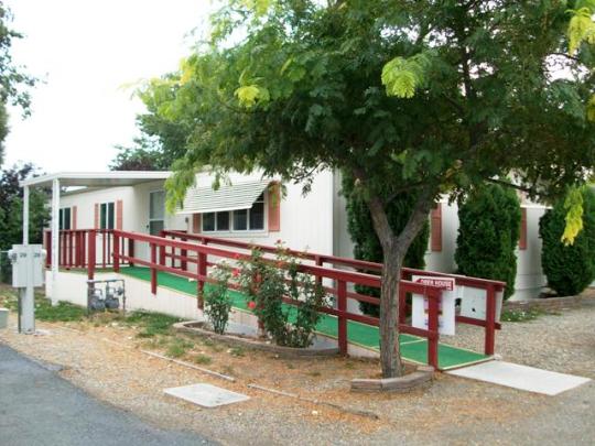 500 Goldfield Ave #28, Yerington, NV 89447 