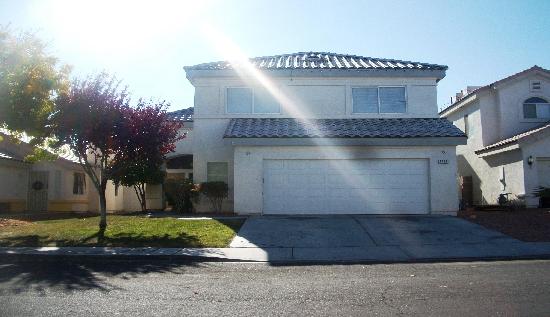 7265 Winding Creek Dr, Las Vegas, NV 89113 