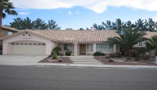 924 Sitting Bull Drive, Henderson, NV 89014 