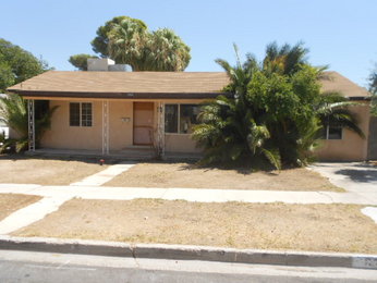 1215 Chapman Drive, Las Vegas, NV 89104 