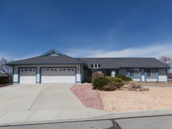 15 Desert Peak Court, Sparks, NV 89441 