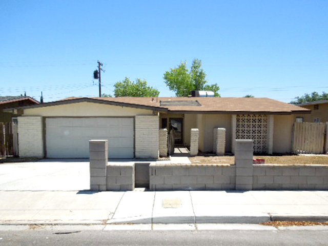 1812 Saylor Way, Las Vegas, NV 89108 