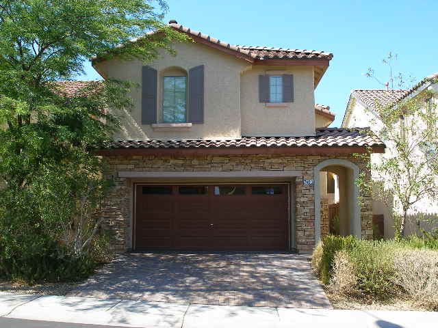 7450 Glimmering Sun Avenue, Las Vegas, NV 89178 