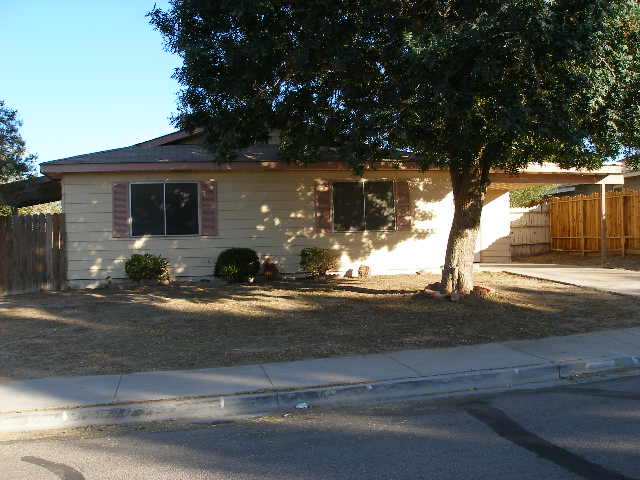 4725 San Leandro Avenue, Las Vegas, NV 89120 