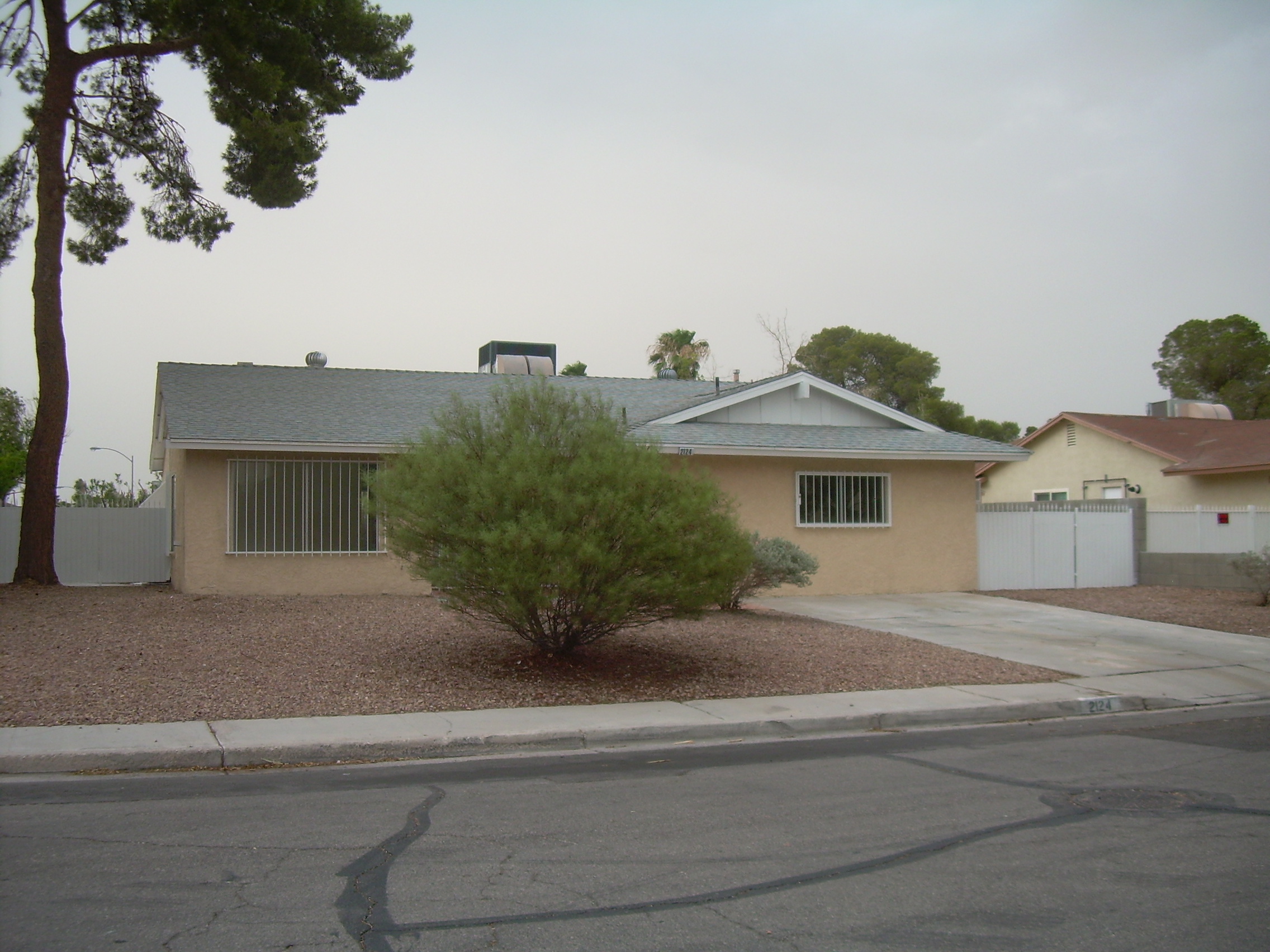2124 Whippletree Av, Las Vegas, NV 89119 