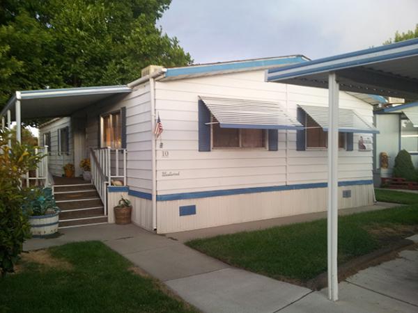 675 Parlanti Ln #10, Sparks, NV 89434 