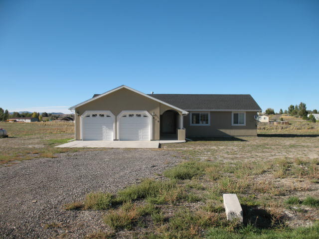 419 Lyndhurst Drive, Spring Creek, NV 89815 