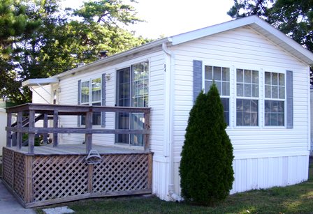 525-B4 Riverleigh Ave, Riverhead, NY 11901 