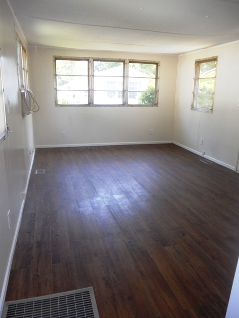 525-C5 Riverleigh Ave, Riverhead, NY 11901 