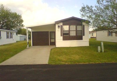 16 Melody, Cheektowaga, NY 14225 